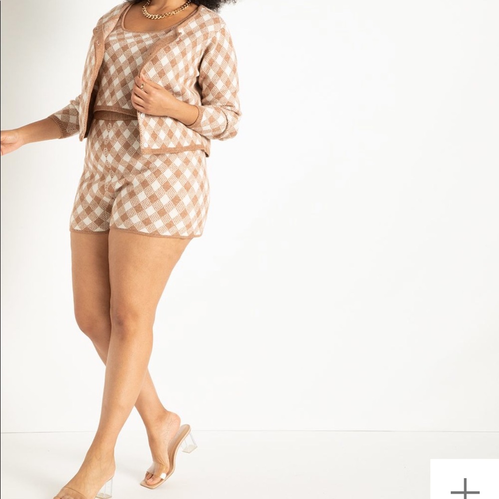 Eloquii 2pc checked  sweater crop top and shorts